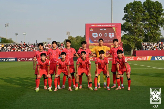 Baek Ki-tae's dream of the round of 16 was defeated by England in the round of 32 at the U17 World Cup