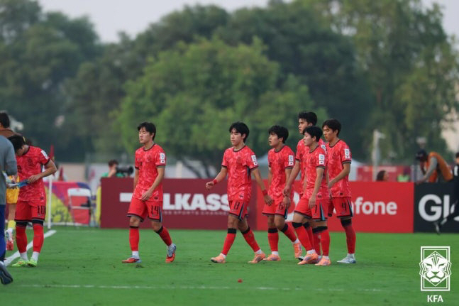 Baek Ki-tae's dream of the round of 16 was defeated by England in the round of 32 at the U17 World Cup