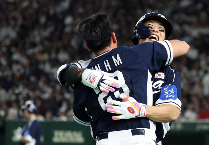 Except for Roh Si-hwan, Han Dong-hee appears four times. Catcher Choi Jae-hoon will lead Jung Woo-ju