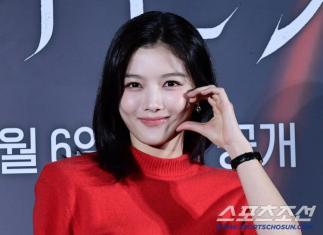 Kim Yoo-jung, who has been in the 23rd year since her debut, calls the source of controversy over the main character's abuse of power and asks how she is doing