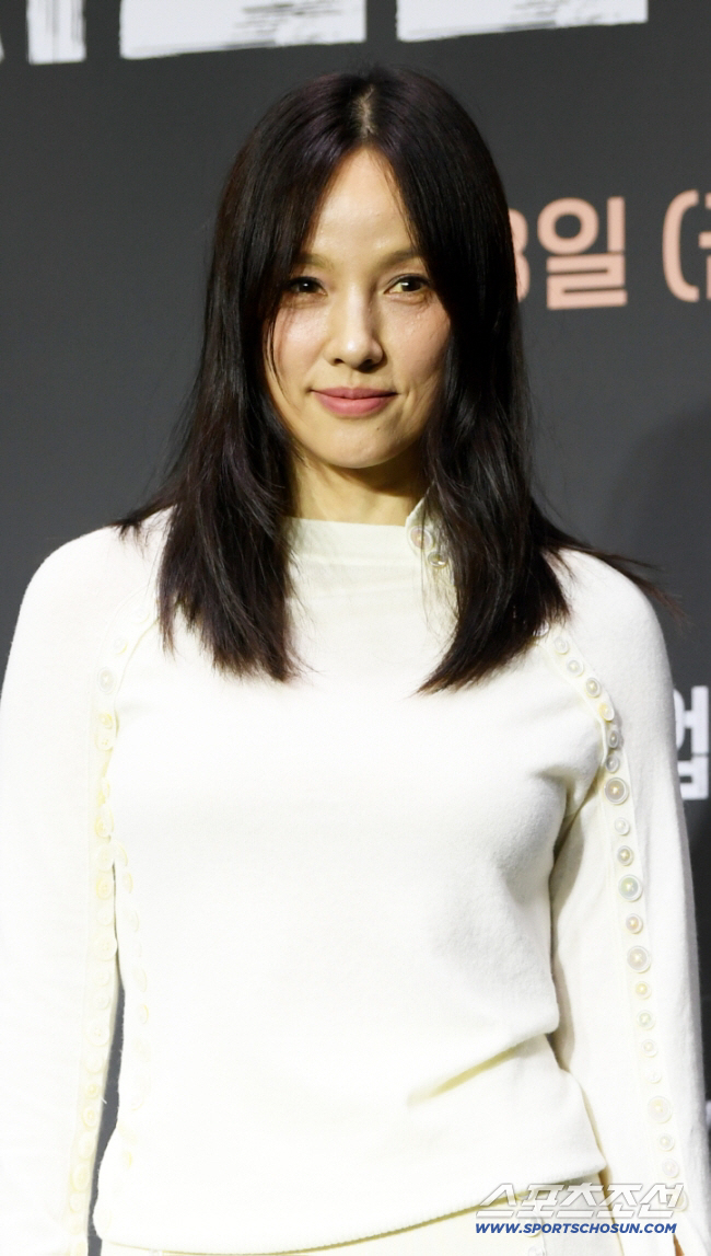 Lee Hyori Offers Candid Advice on Professionalism and On-Set Attitude