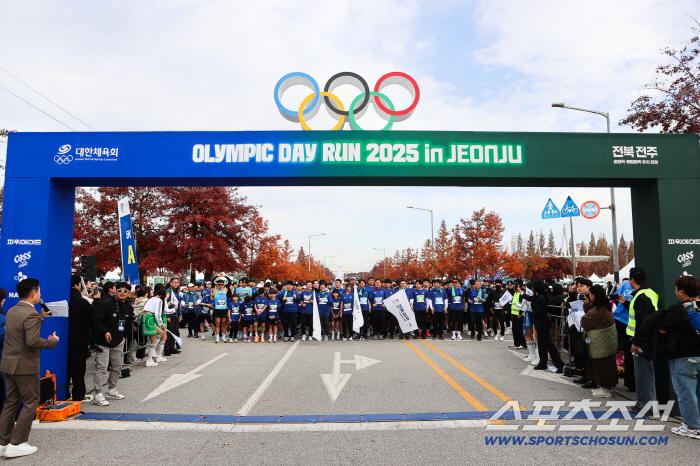 Let's go, Jeonju! Let's go, Olympics! Lee Dong-guk X Oh Sang-wook X Shin Soo-ji X Kwak Yoon-gi X Kim Ye-ji ★ All-out Olympic Run-in Compensation