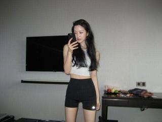 Moon Ga-young, only wearing shorts leggings, solid body...There's no humiliation at all