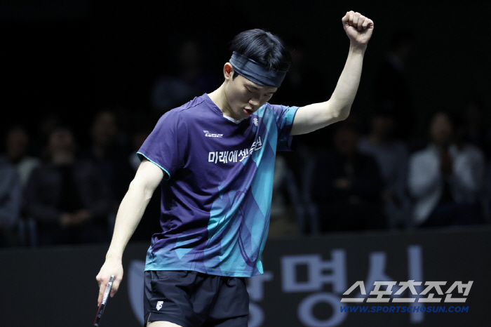The overwhelming ace! Jang Woo-jin returns to become the first champion of the professional table tennis league singles!