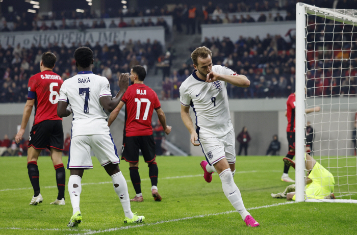 22 goals without losing a point this time, it's for real! Is England finally getting out of the military? North Korea and the U.S. WC passed the European qualifying round