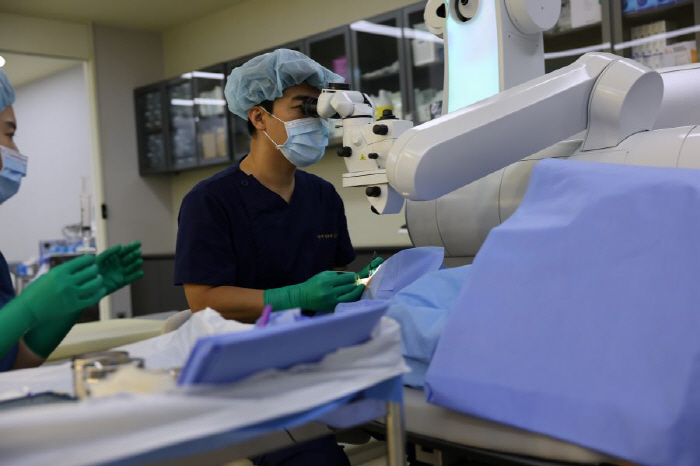 Bijumax800 Smile Pro-Night Correction Accuracy, Better Than Smile LASIK