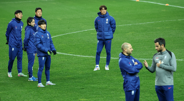 Coach Hong Myung-bo, who promised to win and finish well in 2025, is at a better level than any other year.