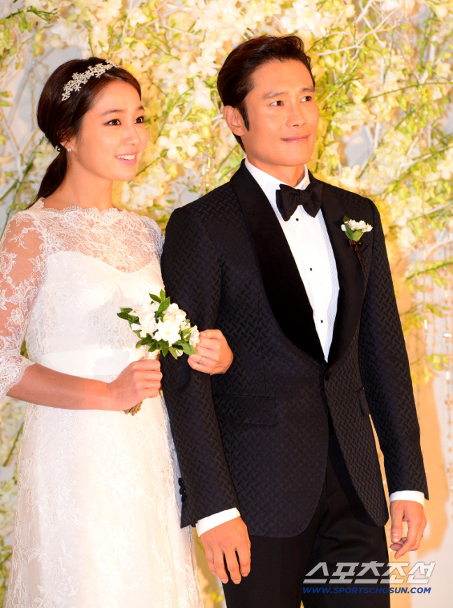 Lee Byung-hun ♥ Lee Min-jung, the person who made the wedding..Kang Yoo-seok reveals his special relationship 12 years ago (Alba Vacation)