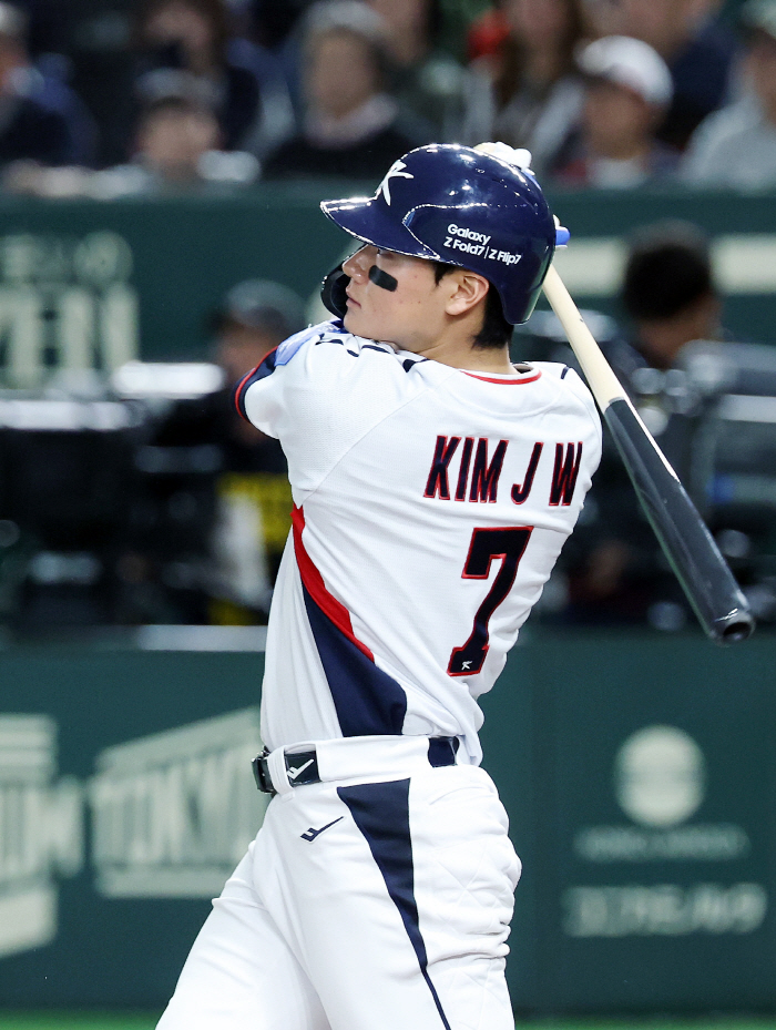 Miracle tie solo shot Kim Joo-won's tearful press conference. My maternal grandfather didn't go to the funeral and stayed in Japan