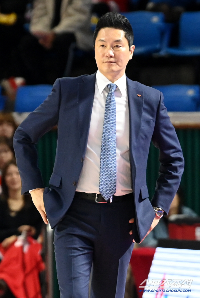 20P10RB12AS Jamil Warney Can't Stop...Seoul SK overpowered KT 8583 after overtime