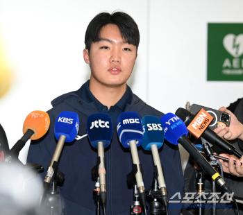  Jung Woo-joo's questioning attack by reporters