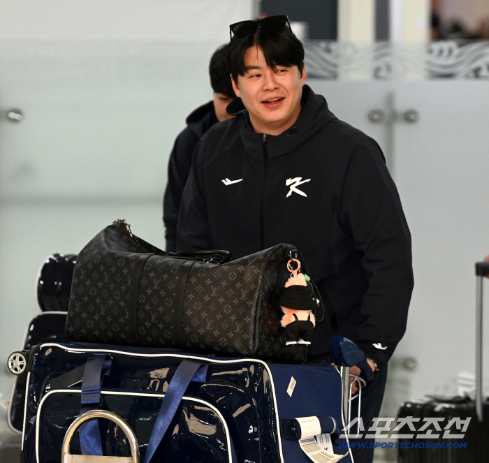  Roh Sihwan, we finished the Korea-Japan match well