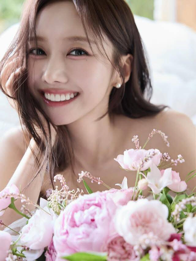 LCK master Yoon Subin will be the bride of December...♥The bride-to-be is warm and sweet