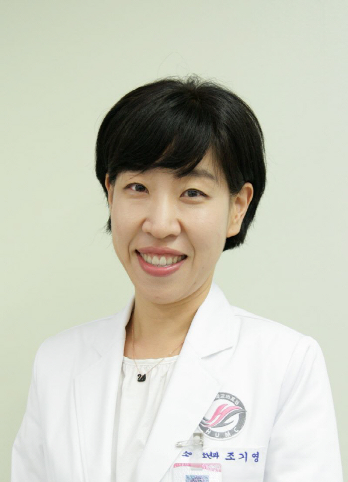 Professor Cho Ki-young of Hallim University's Gangnam Sacred Heart Hospital won the Seokcheon Academic Award of the Korean Pediatric Youth Association