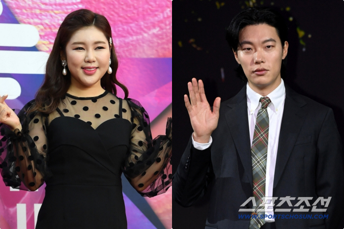 Song Ga-in meets Ryu Jun-yeol → Kwon Hyuk-soo on his birthday..We have a meeting in '86. See you in December