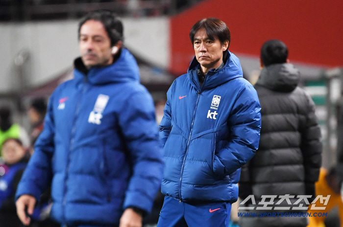 Coach Hong Myung-bo did not play well in midfield despite winning two consecutive games, and he was satisfied that he did not lose a point.