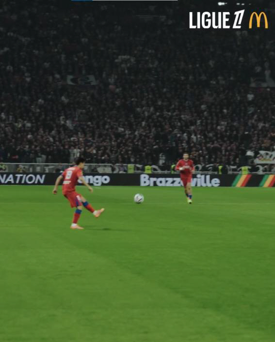 Lee Kang-in has been stuffed into the official French account! Soft tofu touch is a late topic...an explosive growth without limits