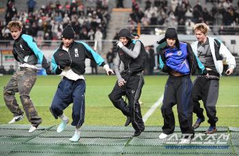 Cortis celebrating the Ghana match