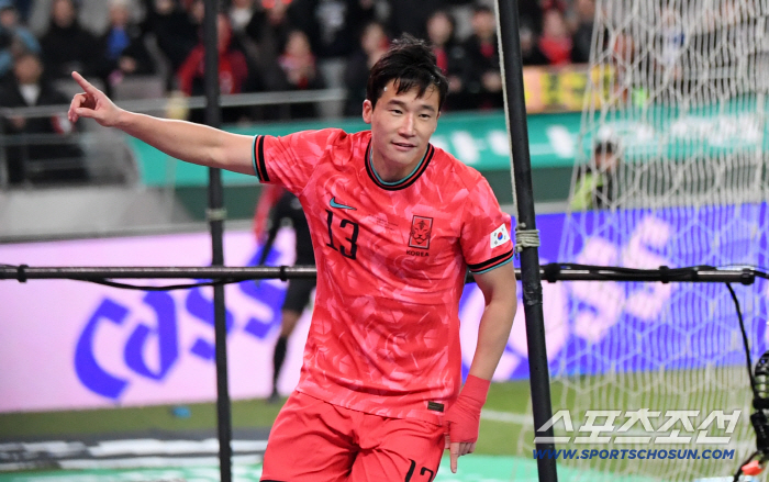  Lee Tae Seok's thrilling header goal