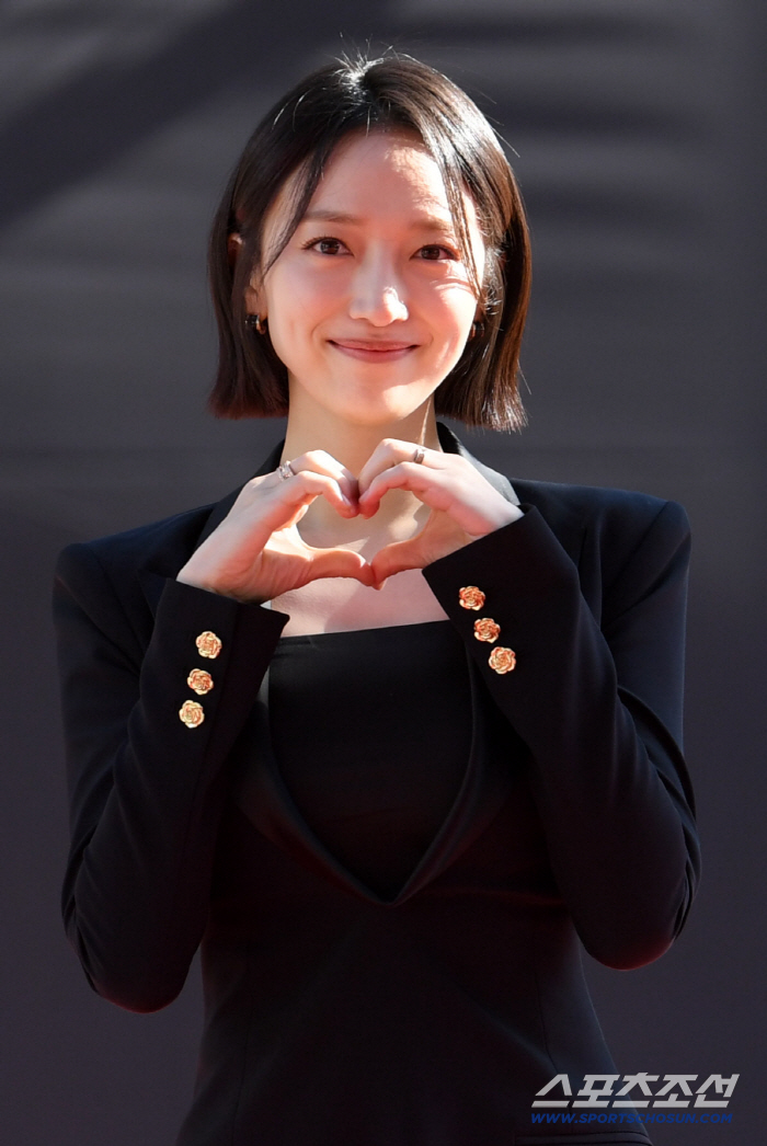  Pyo Yejin heart