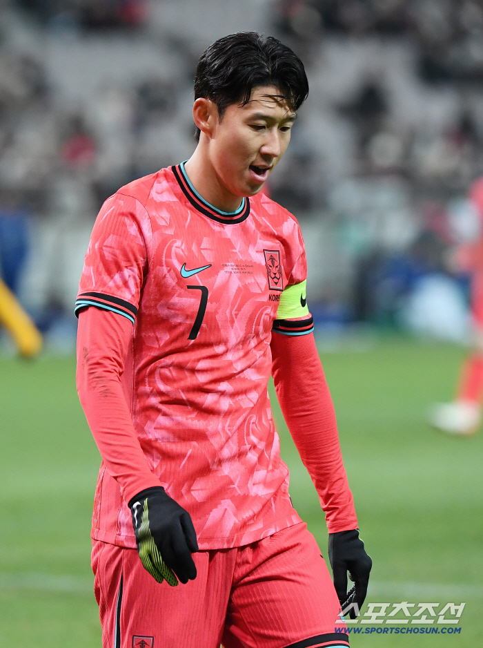  Son Heung-min is sad to miss the attack
