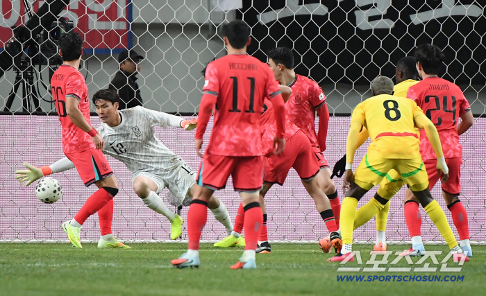  Song Bum-keun blocks the risk of losing points