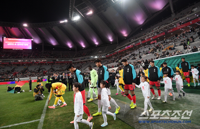  South Korea's national soccer team failed to make it to the box office