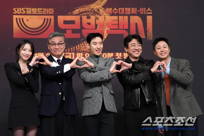 'I poured everything' 'God Do-gi' Lee Je-hoon's SBS MegaIP 'Model Taxi 3' will be unveiled 