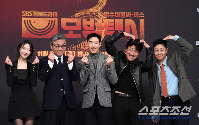  'I poured everything' 'God Do-gi' Lee Je-hoon's SBS MegaIP 'Model Taxi 3' will be unveiled 