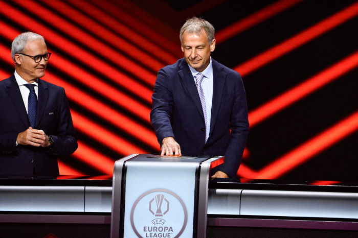 Shocking backstory! It's a shame that Son Heung-min couldn't be brought in. Klopp, could he have recruited SON from Munich? Jurgen's Upside Down Fate