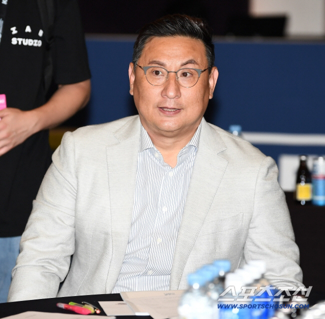 An unparalleled amount of KIA why Park Chan-ho is staying in the white flag, and in fact, a full 8 billion won guarantee