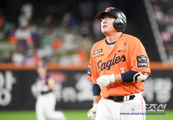 The last team's surprise choice, Ahn Chi-hong, goes to Kiwoom as the first overall pick in the second draft! 