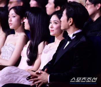  Actor Song Hye-kyo attended the Blue Dragon Film Awards