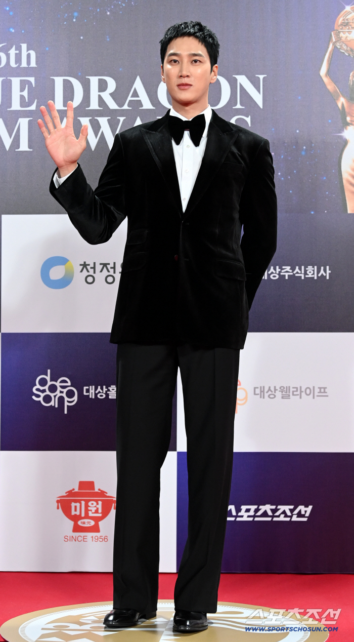  Ahn Bo-hyun, selfish tall