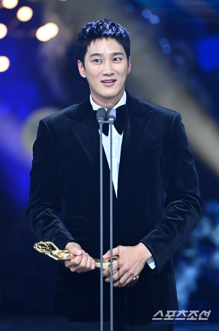  Ahn Soohyun, I'm happy