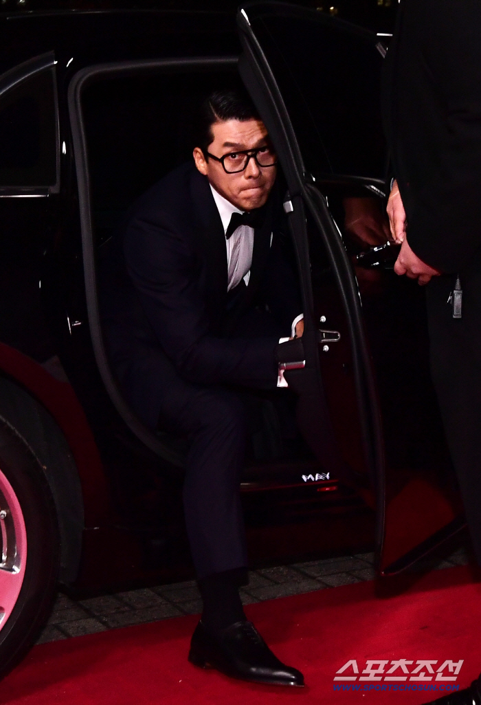  Hyun Bin, a scene from the movie