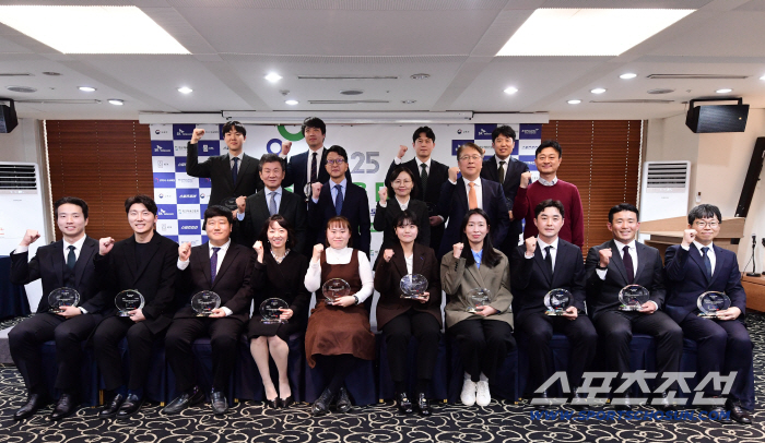 The award ceremony 2025 School Sports Awards, which was like a festival and the heat of the competition of all time, were passion, emotion, and love