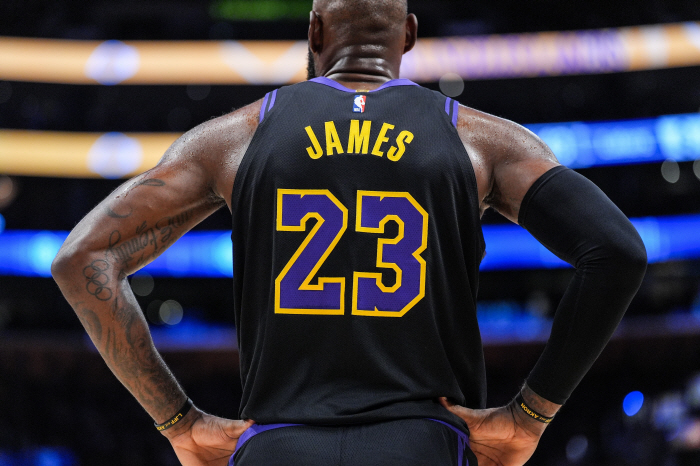 LeBron Returns To Los Angeles Lakers Top 5! The big three in the West are still there. NBA Power Ranking