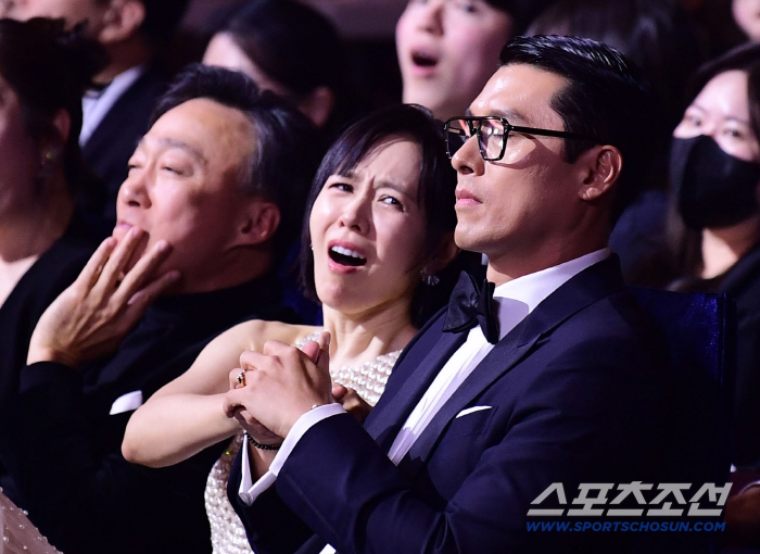 The moment I called Hyun Bin's name, Son Ye-jin got even more emotional. 'I want to get it' was empty words