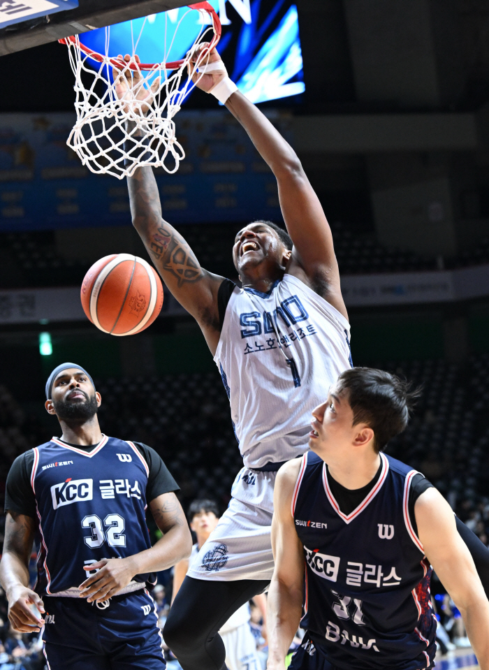  31 points! Lee Jung-hyun's absolute dominance and KCC luxury members were overwhelmed. 85-74 wins over KCC. Lee Jung-hyun shined the most at the biggest match