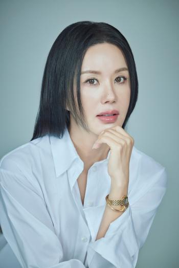 Uhm Jung-hwa Returns in ‘OK! Madame 2’ to Lead the Big Screen Again