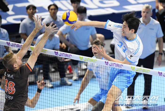  Kim Minjae, half-beat fast attack in the center