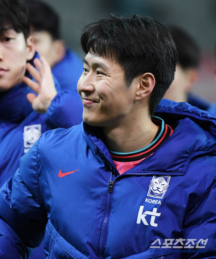 The whole world is PSG, and AFC Player of the Year Lee Kang-in is amazing! Ballon d'Or Golden Boy African Player of the Year sweep