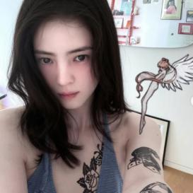 33-year-old Han Sohee got a full body tattooHe spent 20 million won erasing it, but he remanded it