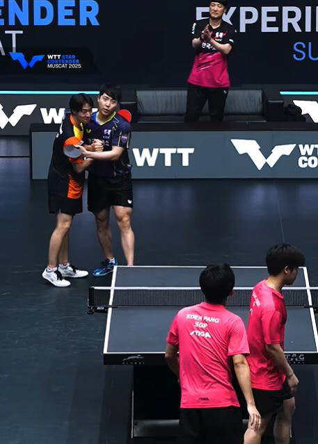 If I play with him, I'll win! Lim Jong-hoon, the doubles master, and Oh Jun-sung, the youngest on-top, also beat Singapore Group  after winning the world No. 1 group