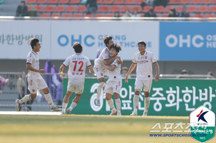 Lee Jae-won's fighting spirit final goal Suwon FC won 1-0 over Anyang! 9th place on the brink saved the remaining sparkAttention is focused on the results of the match against Gwangju Ulsan