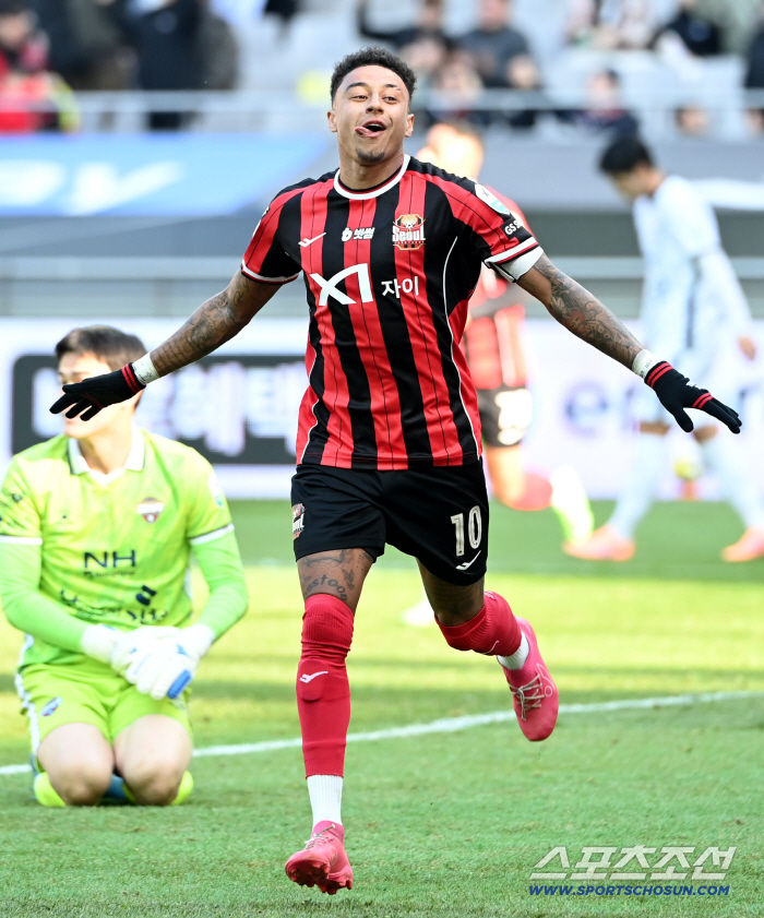  The equalizer Lingard, the goal tastes good!