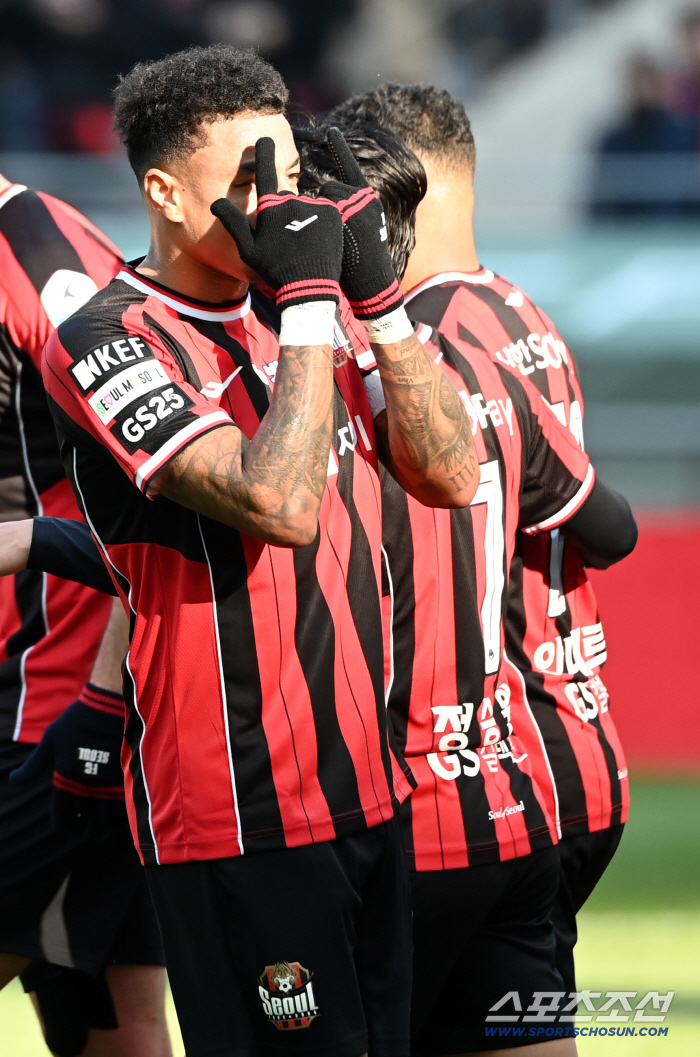  Lingard, did you see the equalizer?