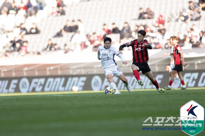 Suwon Samsung Man Kim Joo-chan's Shake Salute → Lingard's faded 10th goal Seoul lost 1-3 to Gimcheon X, Daejeon, and the final match of the semi-winning war! 