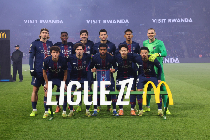  LEE! LEE! Lee Kang-in finally burst, his first goal in the league against Le Havre! Attacking 3 games in a row with crazy left foot